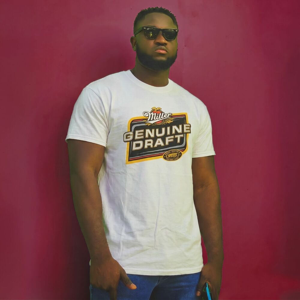 Miller Genuine Draft T-Shirt Size XL White Gildan Heavyweight Adult Beer Promo